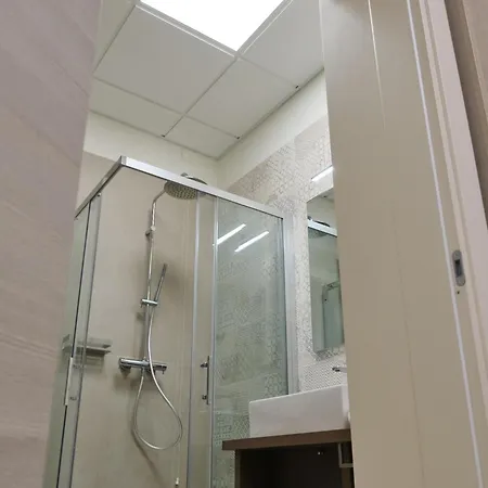 Modernly Renovated Double In A Bb In Bed & Breakfast *