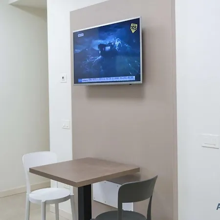 Guest house In Bb - Modernly Renovated Double In A Bb In *